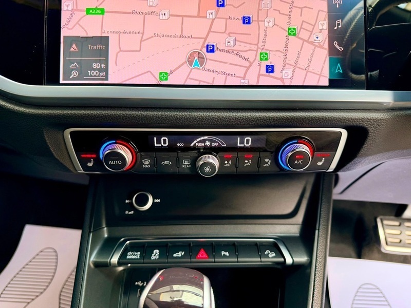 Audi Q3 35 Tfsi Sport Red #13