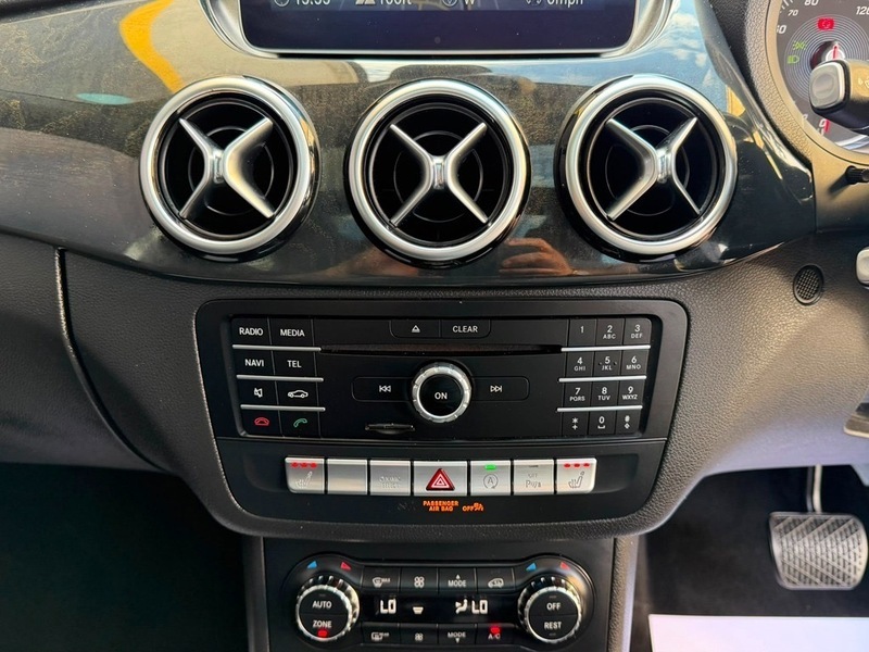 Mercedes-Benz B Class B 180 Exclusive Edition White #13