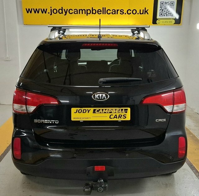Kia Sorento 2015 2.2 Crdi Kx-2 Suv Awd Euro 5 Black #4
