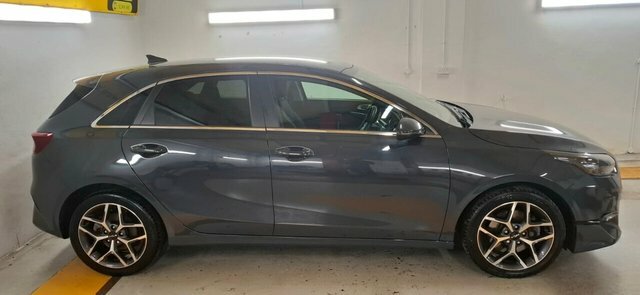 Kia Ceed 2023 1.5 T-gdi 3 Hatchback Euro MT23TGU Grey #2