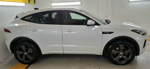 Jaguar E-Pace 2020 2.0 D150 Chequered Flag Suv A AYZ4028 White #3