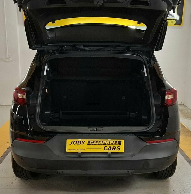 Vauxhall Grandland X 2021 1.2 Turbo Business Edition Nav Suv XHZ9696 Black #5
