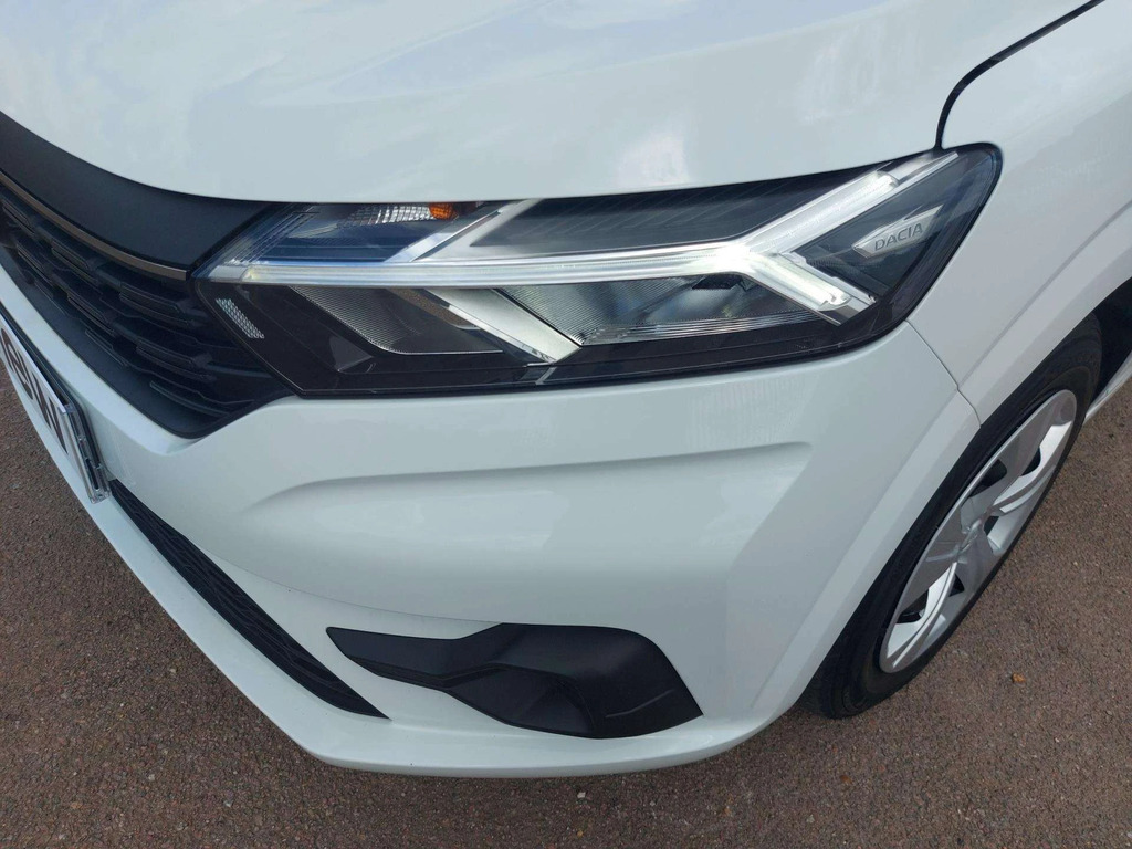 Dacia Sandero Essential Sce EY22XBC White #5