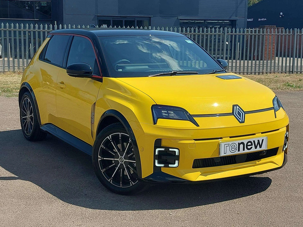 Renault 5 E-Tech Iconic Five 150 Hp Comfort Range AX26CNC Red #4