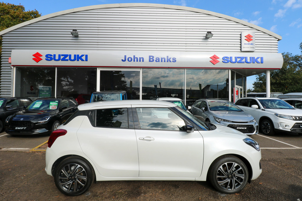 Suzuki Swift 1.2 Dualjet 83 12V Hybrid Sz5 AY72OMF White #5