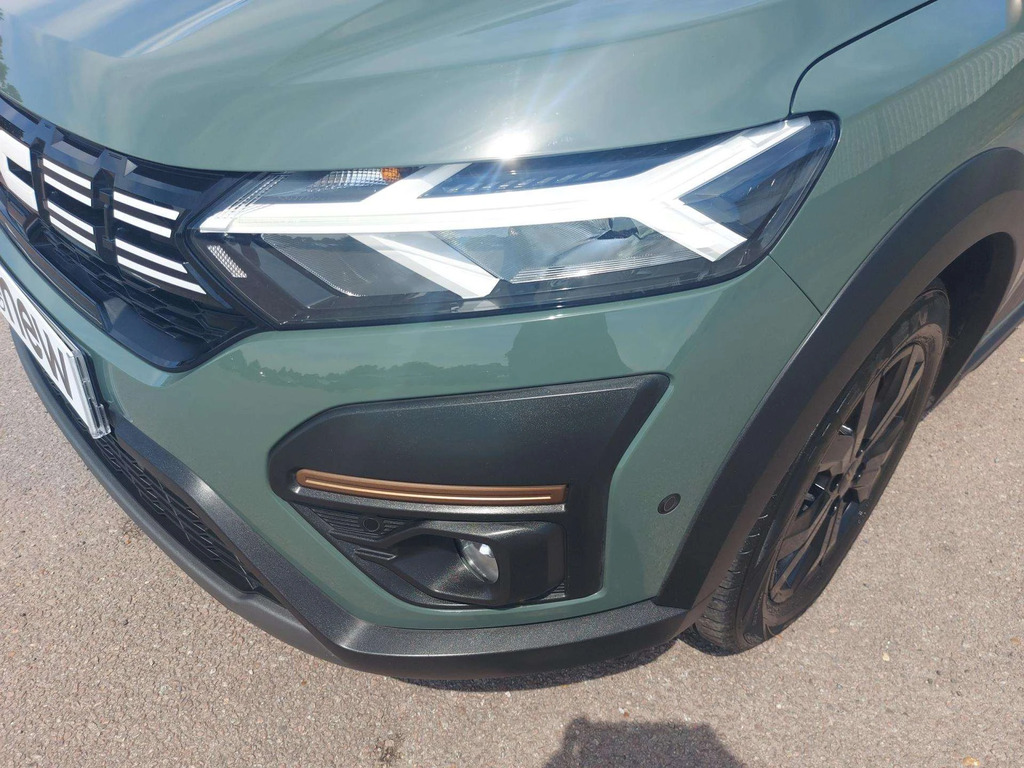 Dacia Jogger Extreme Hev EX73JWE Green #5
