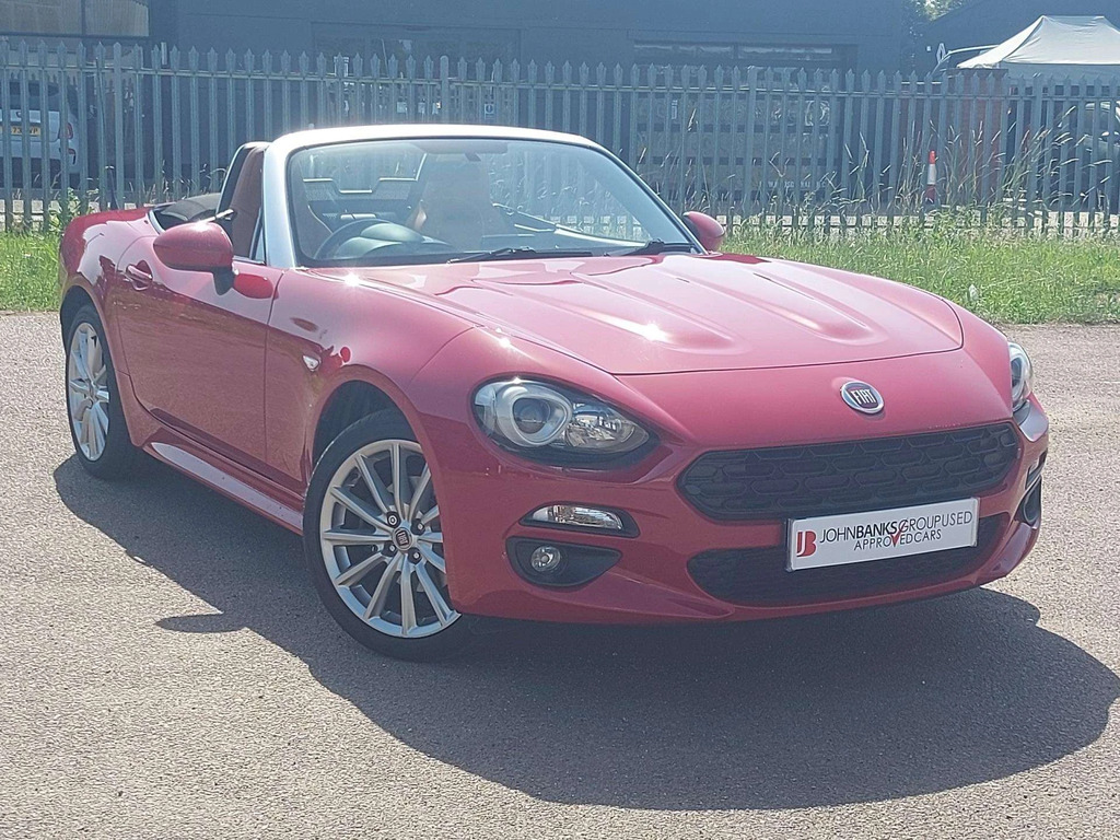 Fiat 124 Spider Spider Lusso Multiair Red