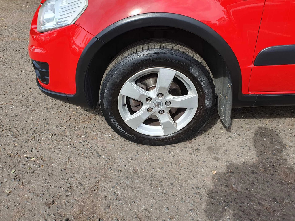 Suzuki SX4 1.6 Sz5 4X4 Red #5