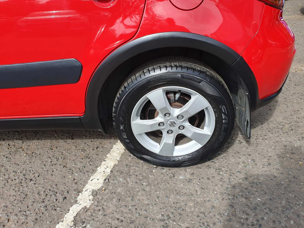 Suzuki SX4 1.6 Sz5 4X4 Red #6