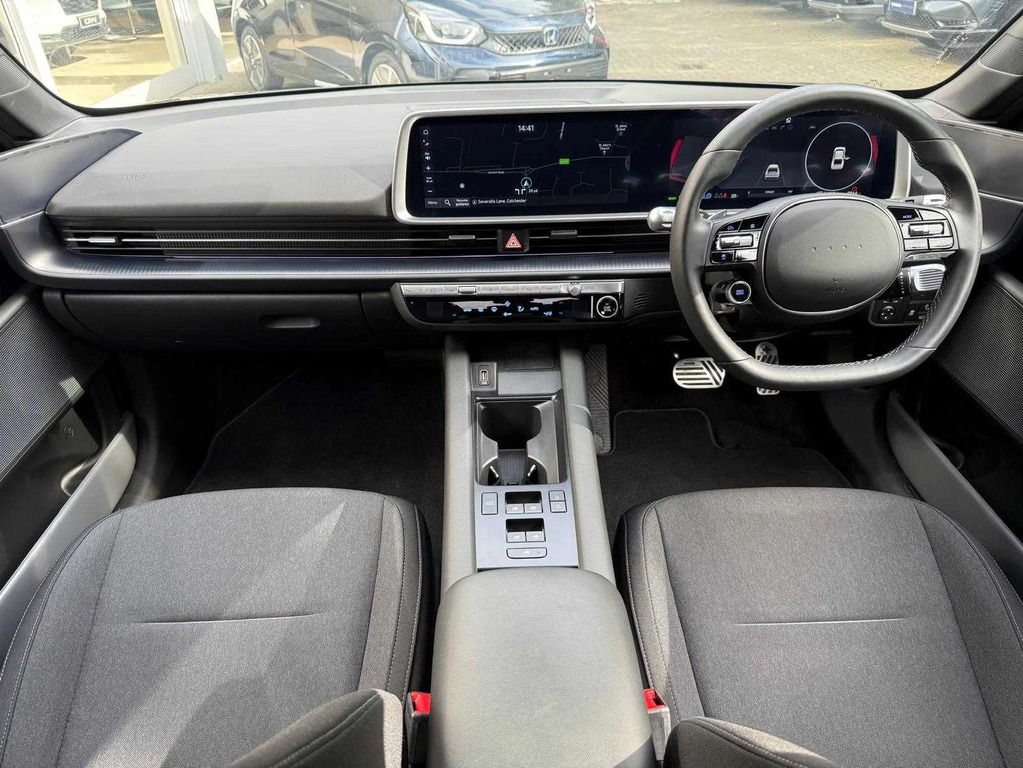 Hyundai Ioniq 6 168Kw Premium 77Kwh Grey #4