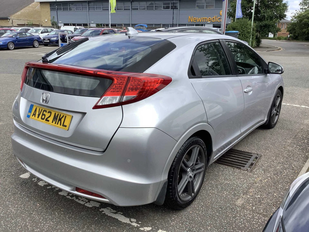Honda Civic 2.2 I-dtec Ex Gt 5-Door From 5,995 Retail Silver #6