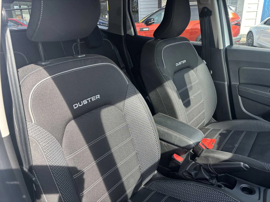 Dacia Duster 1.0 Tce 90 Journey AY24VKV White #5