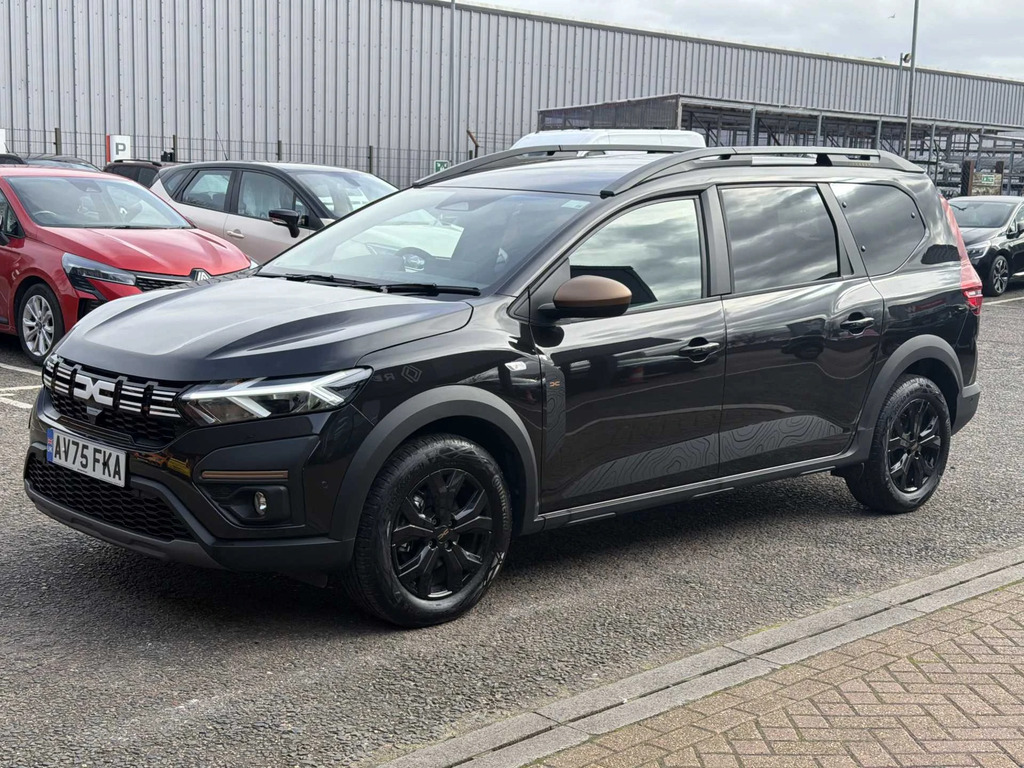 Dacia Jogger 1.6 Hev Extreme Black #2