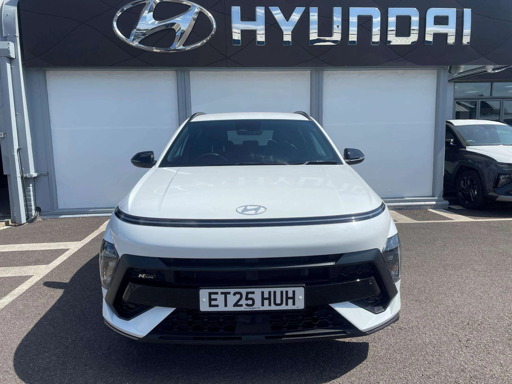 Hyundai Kona 1.6T 138 N Line ET25HUH White #4