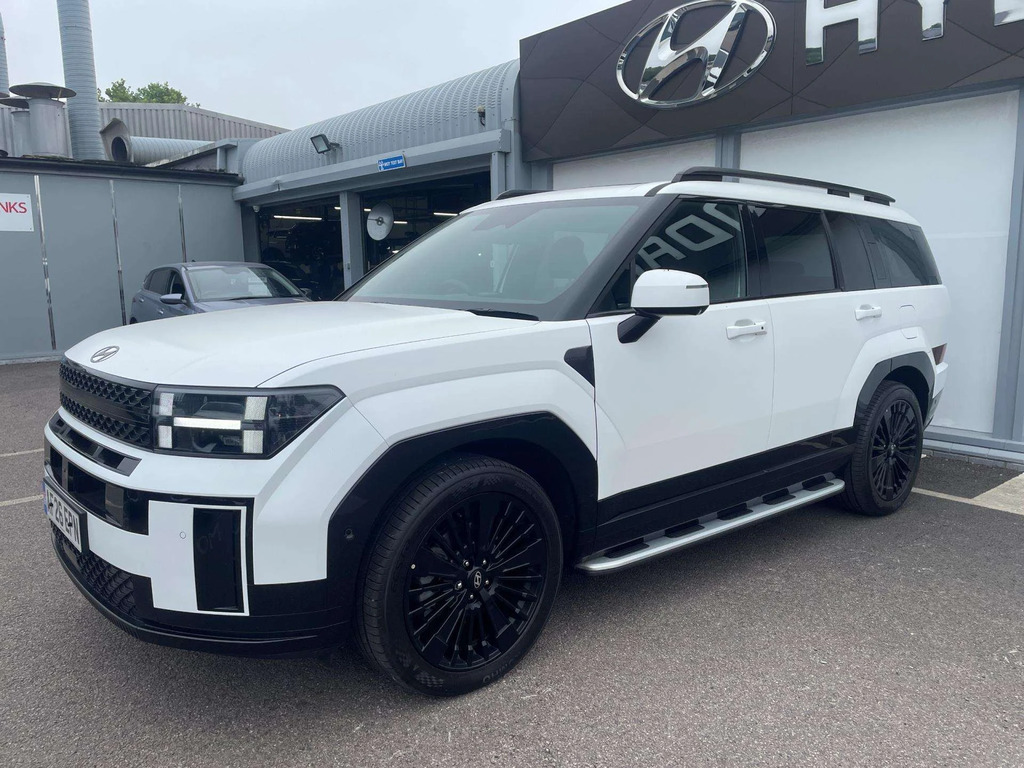 Hyundai Santa Fe 1.6 Tgdi 239 Hybrid Calligraphy 6 Seats White #5