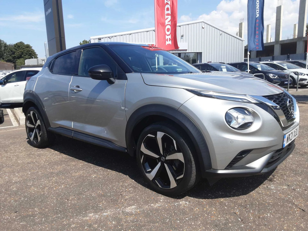 Nissan Juke 1.0 Dig-t Tekna WK21XOU Silver #2