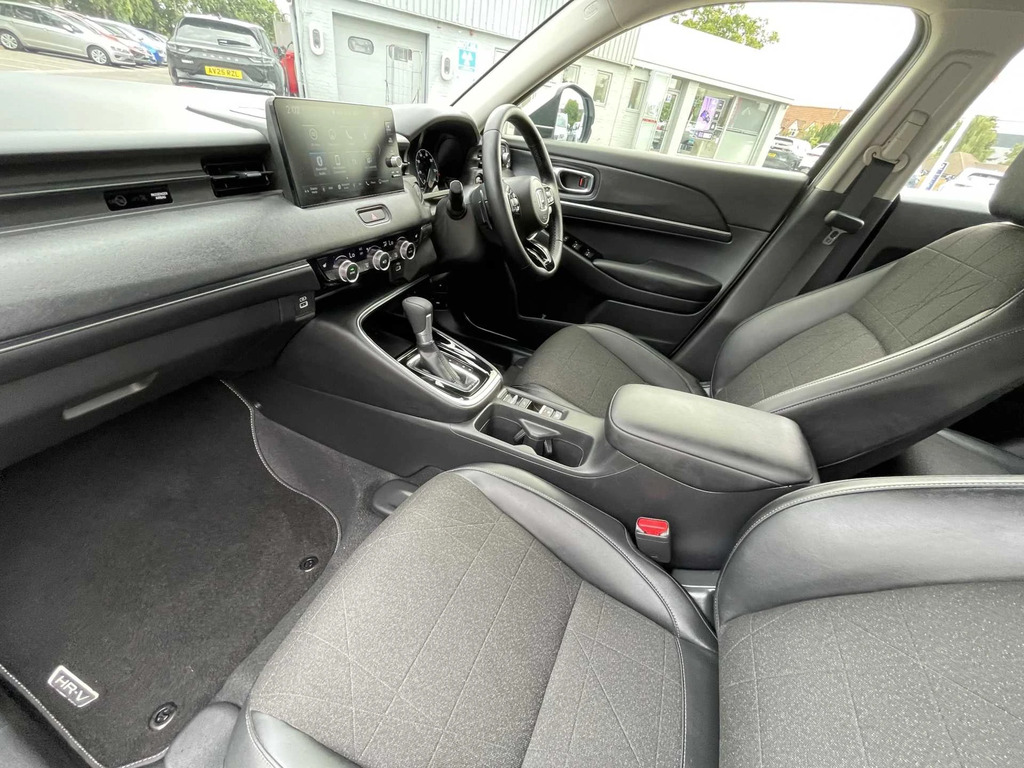 Honda Hr-V 1.5 I-mmd Advance Cvt White #2