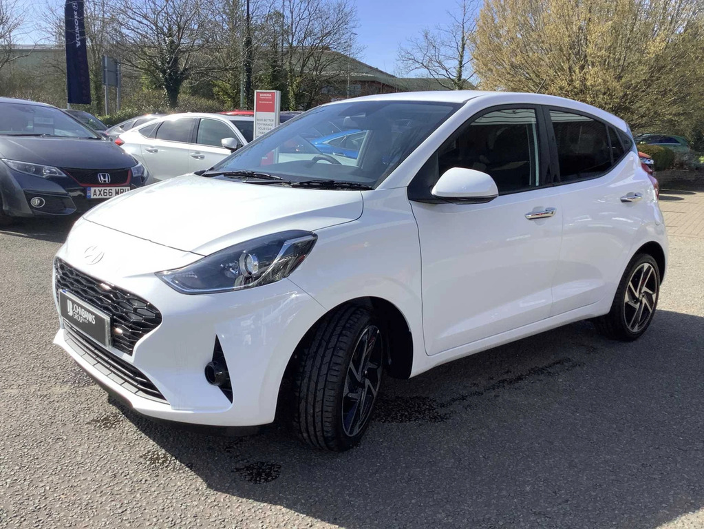 Hyundai I10 1.2 79 Premium Nav White #3