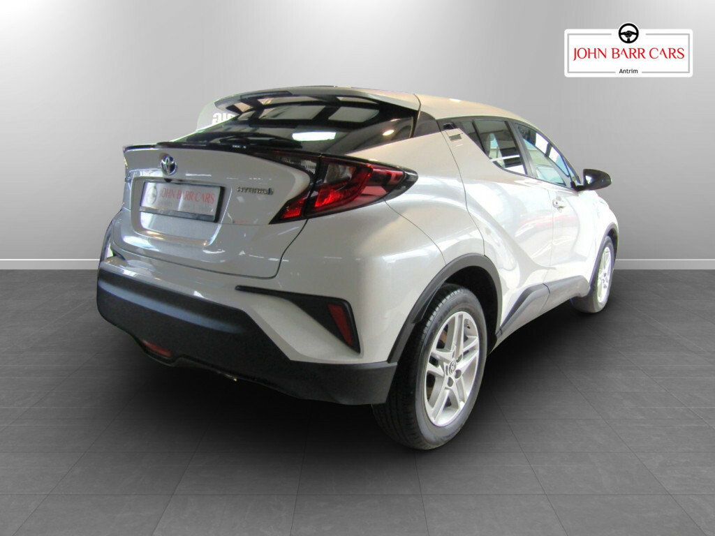 Toyota C-Hr 1.8 Hybrid Icon Cvt YUI7656 White #4