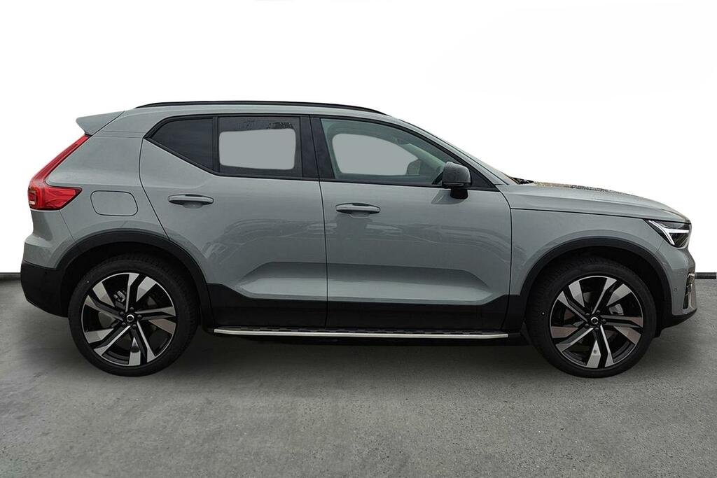 Volvo XC40 2.0 B3p Ultra Dark Grey #4
