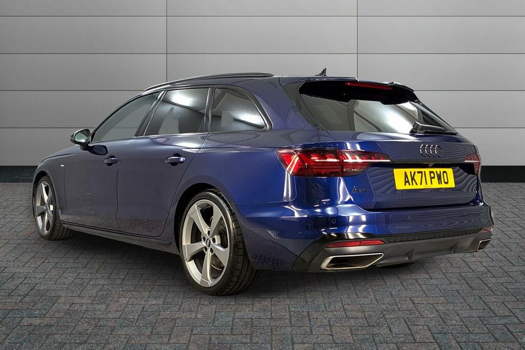 Audi A4 40 Tfsi 204 Black Edition S Tronic AK71PWO Blue #3