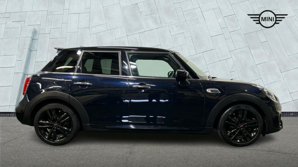 Mini Hatch 5-Door Cooper Sport SA69SNV Black #5