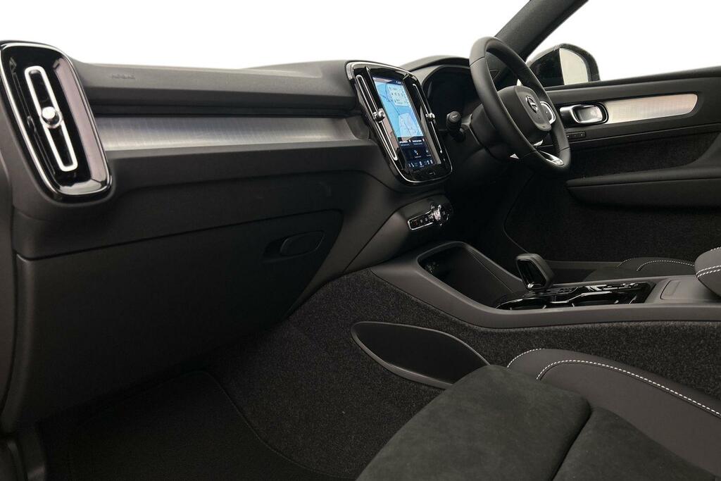 Volvo XC40 2.0 B3p Plus Dark SM75VXH Grey #2