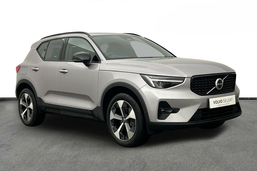 Volvo XC40 2.0 B3p Plus Dark Silver