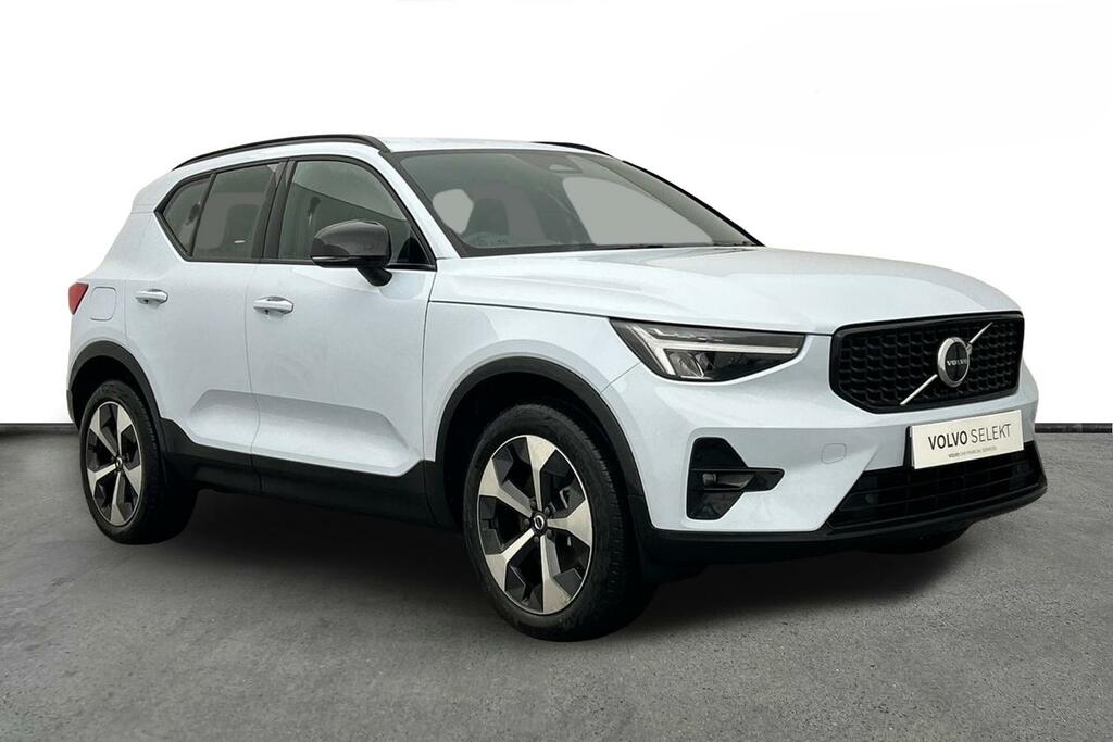 Volvo XC40 2.0 B3p Plus Dark Blue