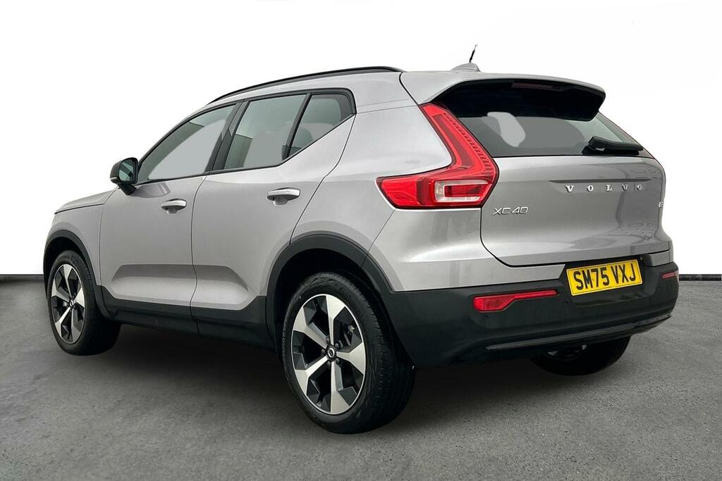 Volvo XC40 2.0 B3p Plus Dark SM75VXJ Silver #3