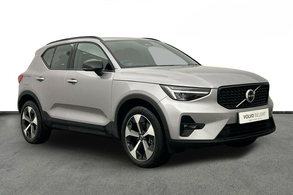 Volvo XC40 2.0 B3p Plus Dark Silver