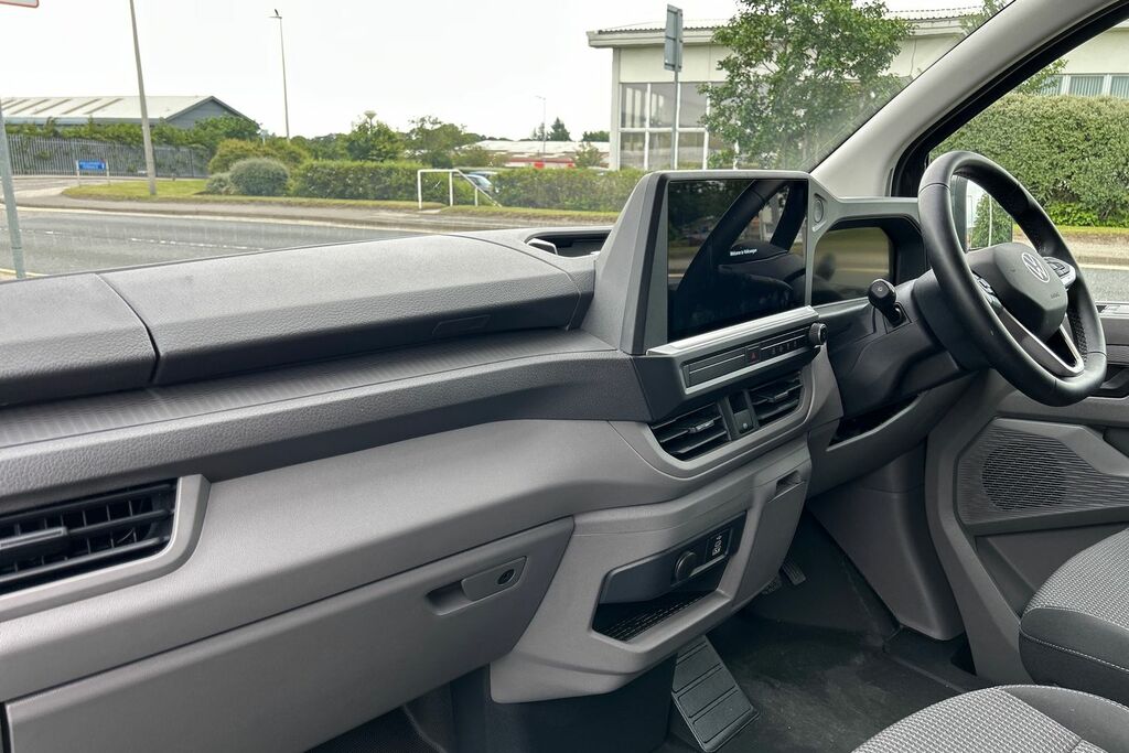 Volkswagen E-Transporter 100Kw 65Kwh Commerce Pro Van SV25YJU Grey #2