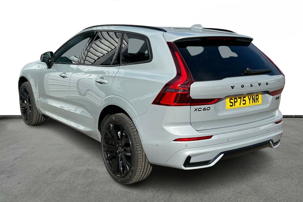 Volvo XC60 2.0 B5p Plus Black Edition Awd Geartronic SP75YNR Grey #3