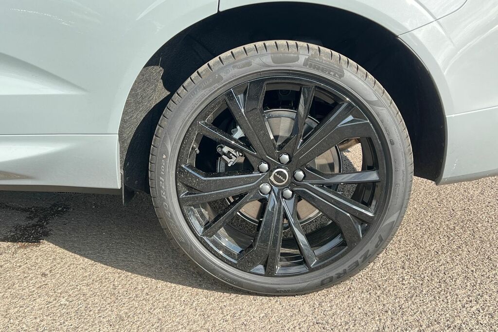 Volvo XC60 2.0 B5p Plus Black Edition Awd Geartronic SP75YNR Grey #6