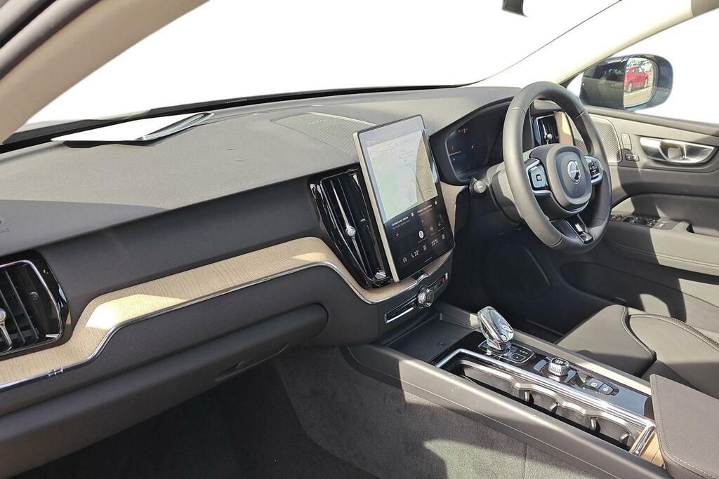 Volvo XC60 2.0 T6 350 Phev Plus Dark Awd Geartronic SV26UNS Silver #2