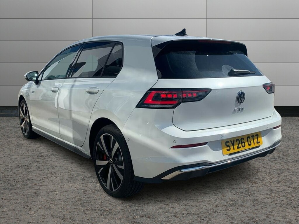 Volkswagen Golf 1.5 Tsi 272 Gte Ehybrid Dsg SY26GTZ White #3