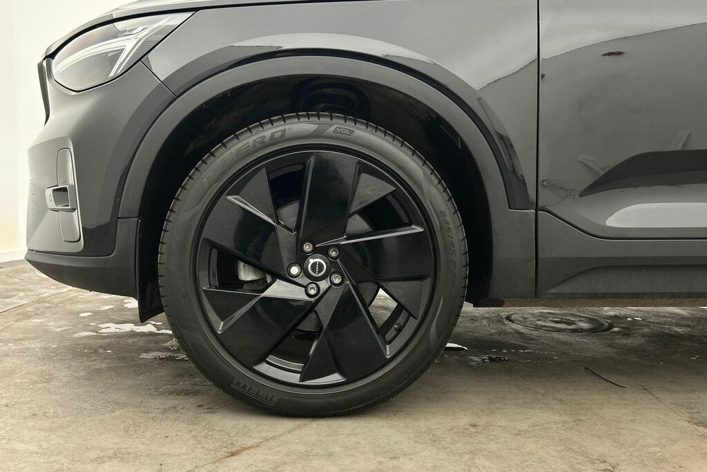 Volvo XC40 2.0 B3p Plus Black Edition RV25FML Black #5
