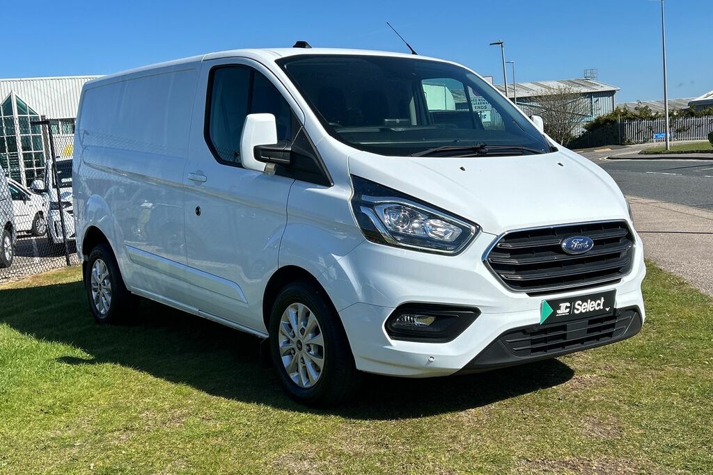 Ford Transit Custom 2.0 Ecoblue 130Ps Low Roof Limited Van HW70YNR White