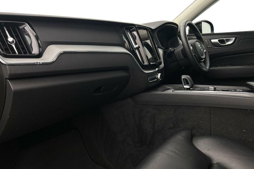 Volvo XC60 2.0 B4p Plus Dark Geartronic YY72XUM Grey #2