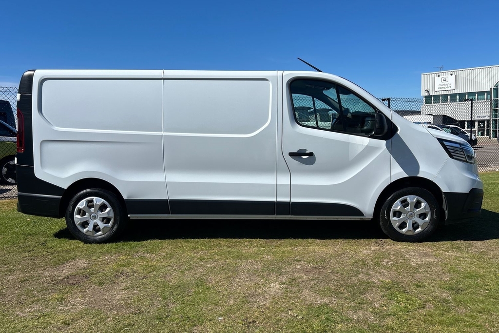 Renault Trafic Ll30 Blue Dci 130 Start Van YD23AHP White #4