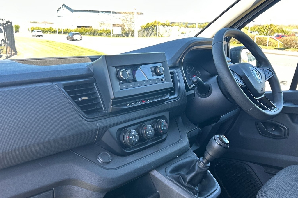 Renault Trafic Ll30 Blue Dci 130 Start Van YD23AHZ White #2