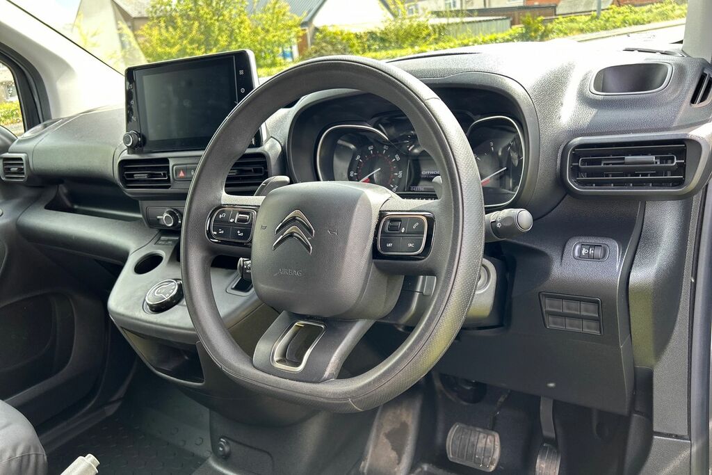 Citroen Berlingo 1.5 Bluehdi 1000Kg Enterprise Ed 130Ps Eat8 Ss CE73WKK Grey #6