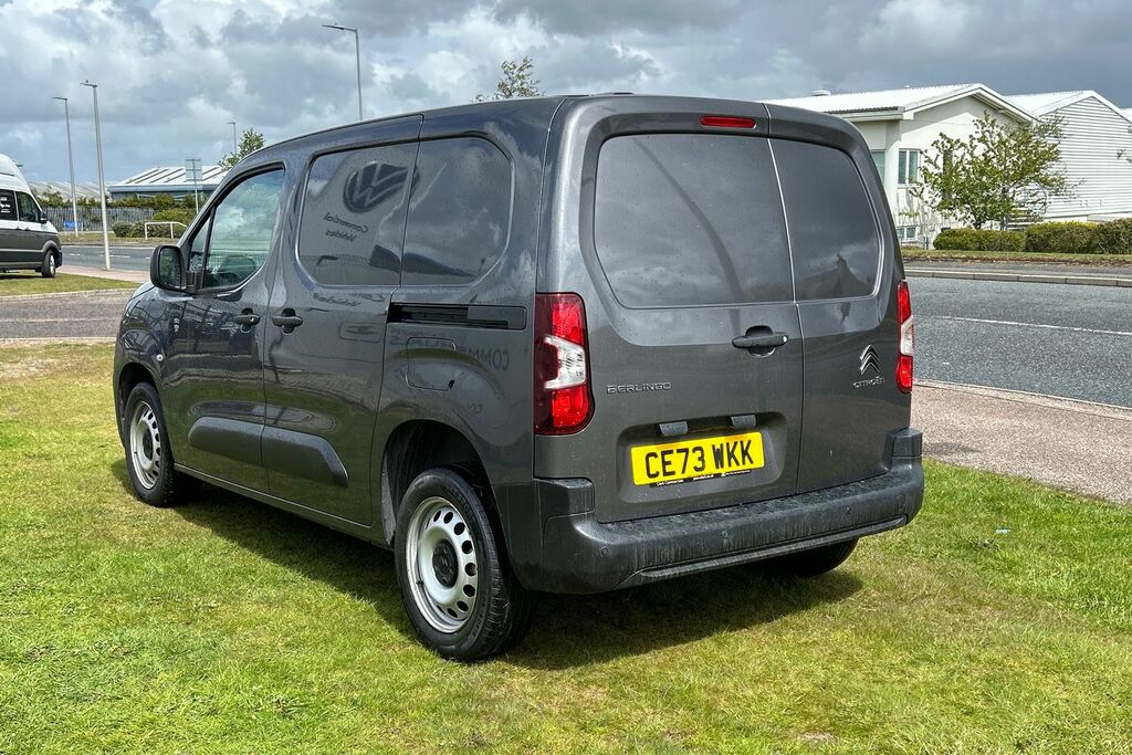 Citroen Berlingo 1.5 Bluehdi 1000Kg Enterprise Ed 130Ps Eat8 Ss CE73WKK Grey #3