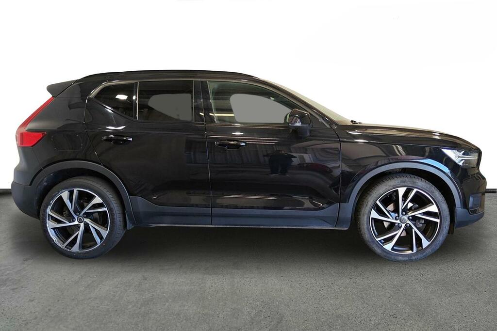 Volvo XC40 1.5 T3 163 R Design Pro Geartronic YM70ULF Black #4