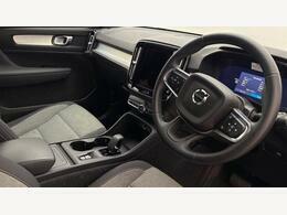 Volvo XC40 2.0 B3p Core LB25OXU #2
