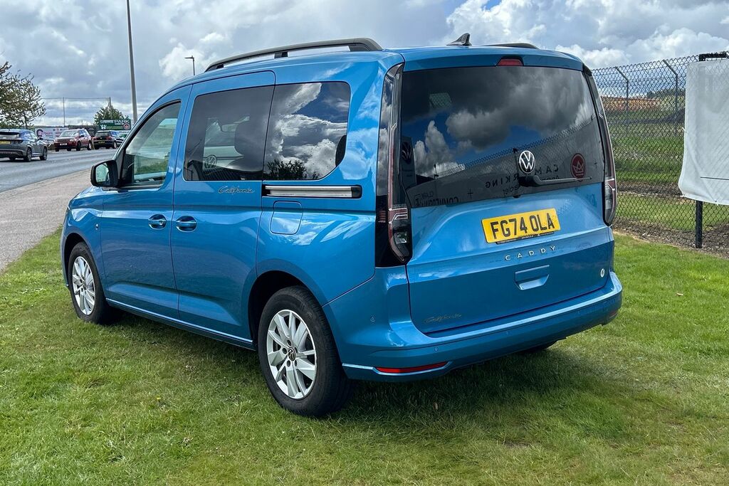 Volkswagen Caddy California 1.5 Tsi Dsg Blue #3