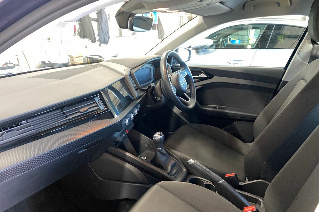 Audi A1 Technik 25 Tfsi 95 Ps 5-Speed ST23VKK Blue #2