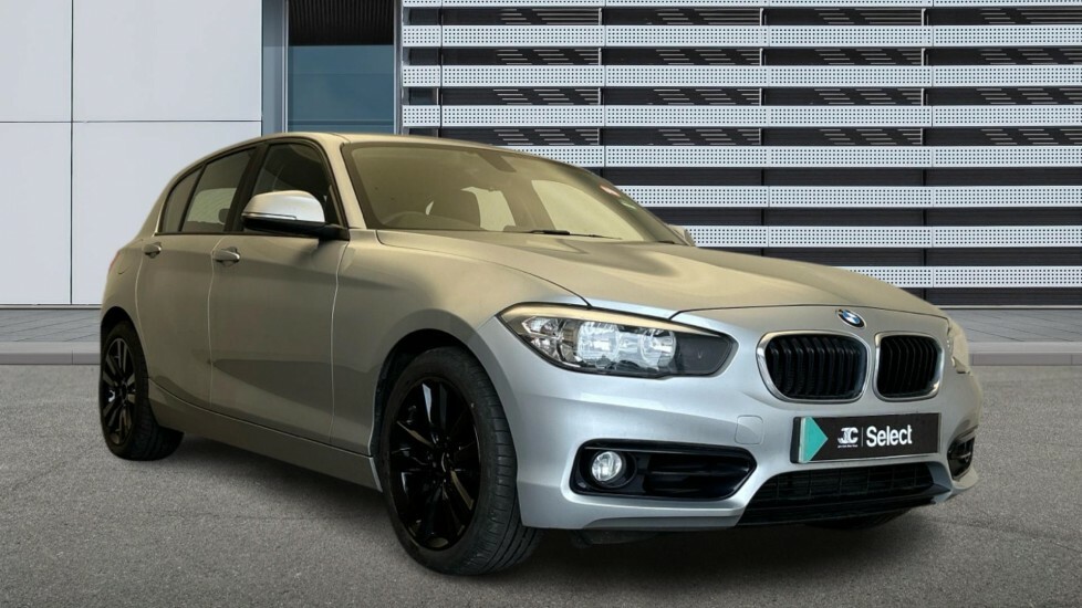 BMW 1 Series 1.5 118I Sport Euro 6 Ss Silver