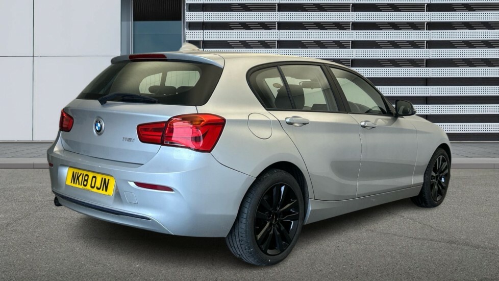 BMW 1 Series 1.5 118I Sport Euro 6 Ss NK18OJN Silver #4