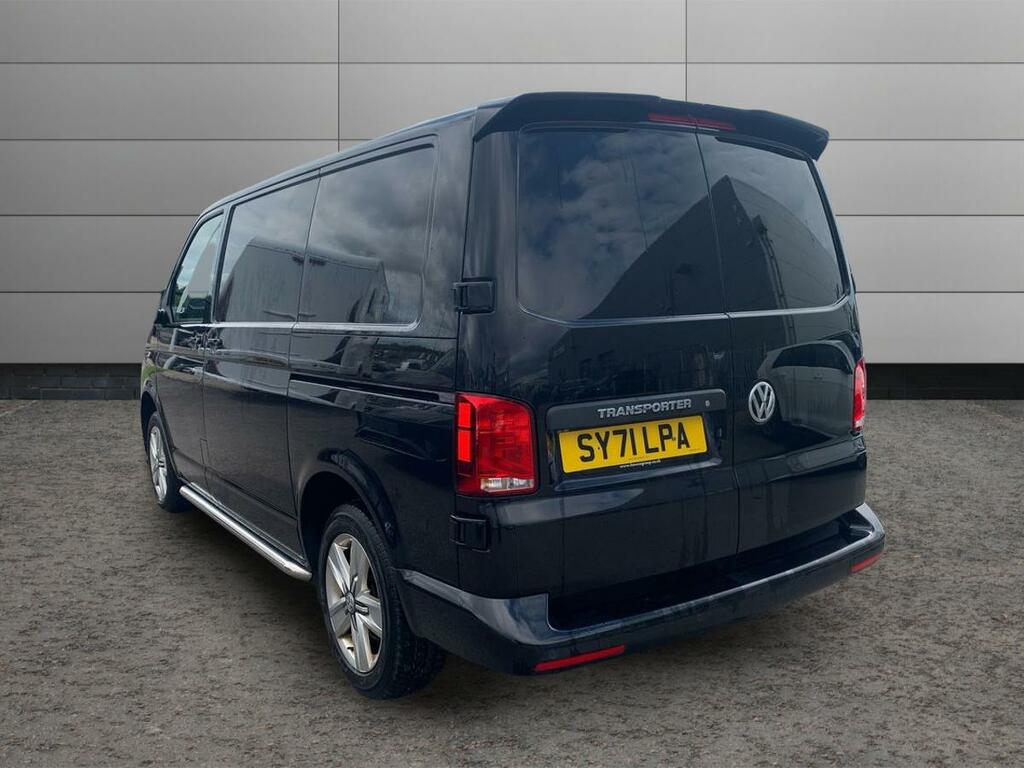 Volkswagen Transporter 2.0 Tdi 110 Highline Van SY71LPA Black #3